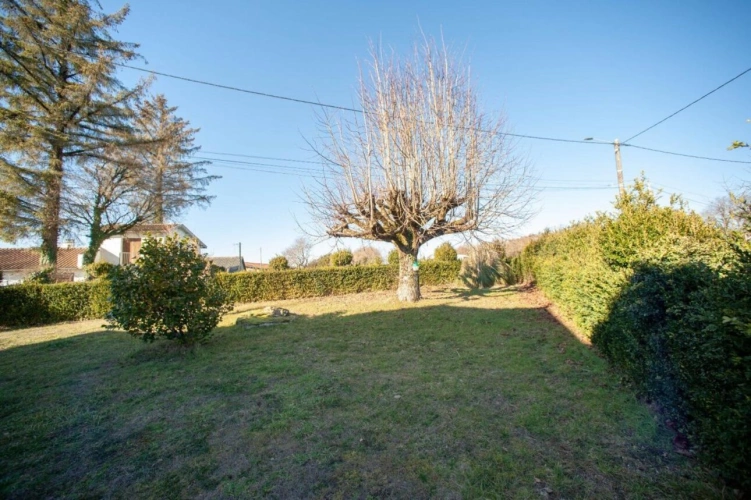 Photos 10 - Rurale - Maison de campagne avec dépendance - à proximité du Lac du Tolerme