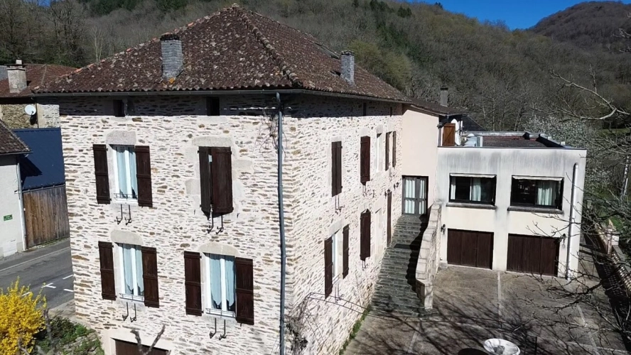 Photos 3 - Touristique - 750 m² de potentiel pur - ancien commerce emblématique