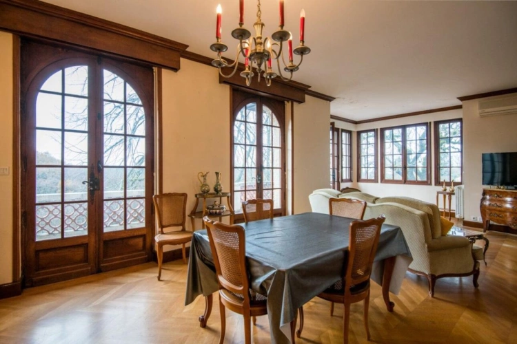 Photos 8 - Rurale - Exlusivité:Maison familiale au coeur  d'un village Corrézien, proche Brive
