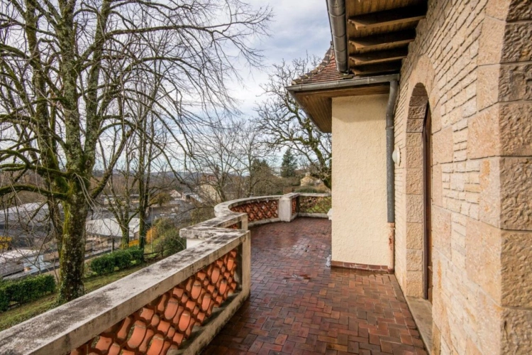 Photos 4 - Rurale - Exlusivité:Maison familiale au coeur  d'un village Corrézien, proche Brive