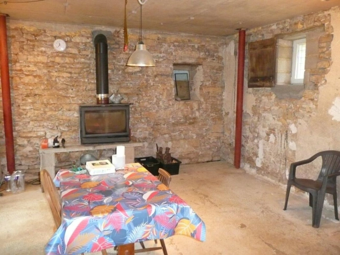 Photos 9 - Rurale - Maison de campagne en pierre avec terrain