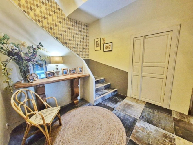 Photos 2 - Prestige - Reve Design dans des Murs Historiques, 5 Chambres, Cour, Piscine et Garage
