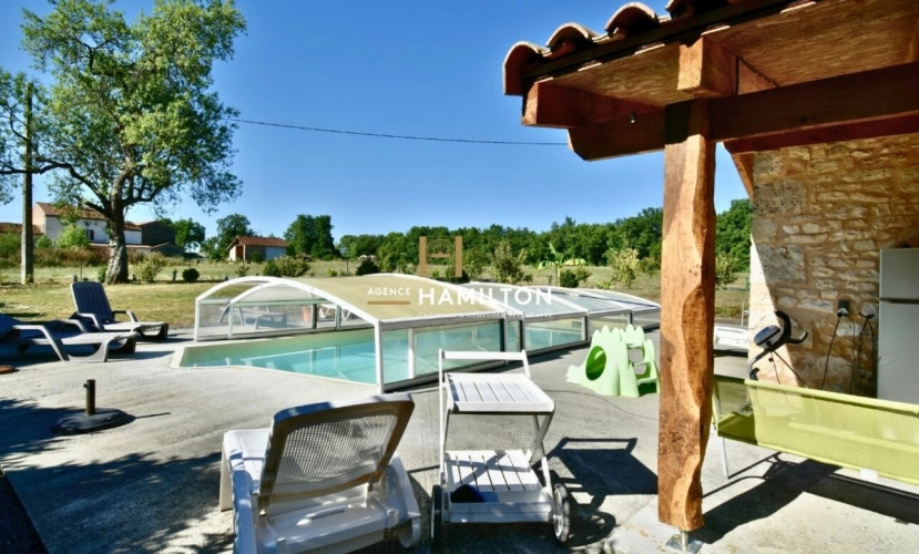 Photos 12 - Rurale - SUPERBE MAISON EN PIERRE RÉNOVÉE, AVEC BOIS ET TERRAINS ATTENANTS
