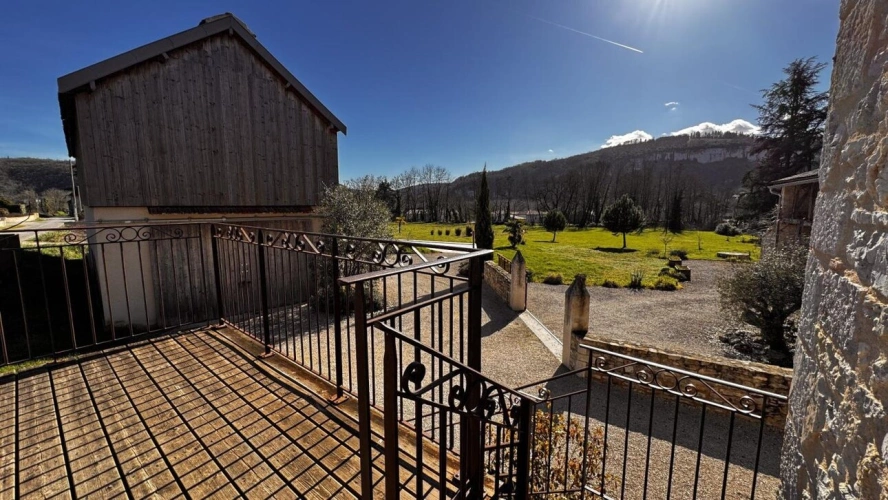 Photos 16 - Touristique - Superbe ensemble en pierre avec gîtes dans  Vallée du Lot, proche Saint-Cirq-Lapopie
