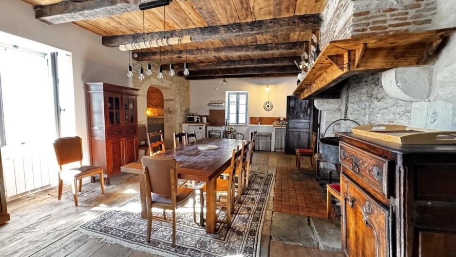 Photos 10 - Touristique - Superbe ensemble en pierre avec gîtes dans  Vallée du Lot, proche Saint-Cirq-Lapopie
