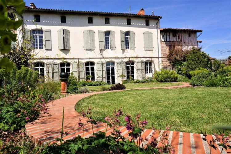 Photos 6 - Prestige - MAISON DE MAITRE Village tous commerces