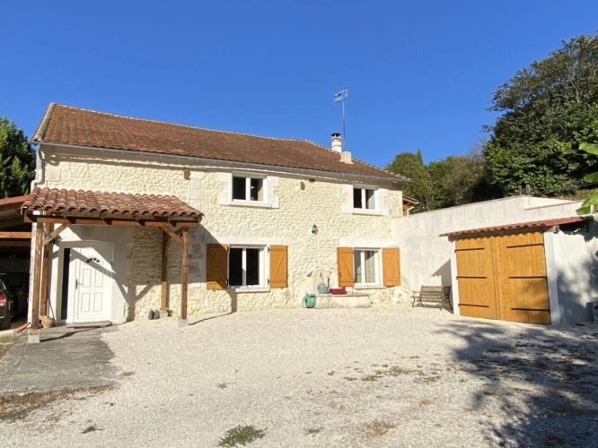 Photos 2 - Rurale - MAISON DE CARACTERE à CELLES!