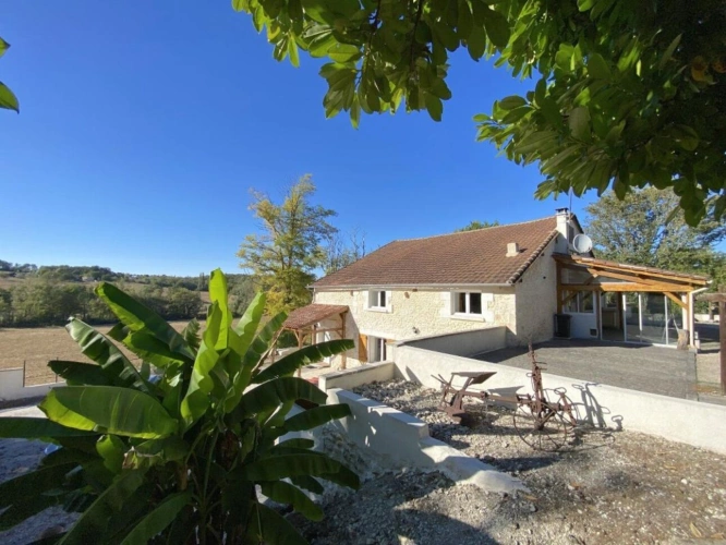Photos 3 - Rurale - MAISON DE CARACTERE à CELLES!