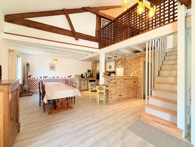 Photos 12 - Prestige - PROPRIETE avec 3 MAISONS!