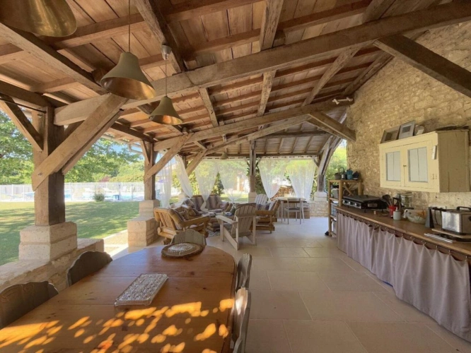 Photos 6 - Prestige - PROPRIETE avec 3 MAISONS!
