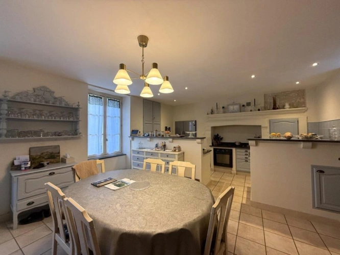Photos 7 - Prestige - PROPRIETE avec 3 MAISONS!