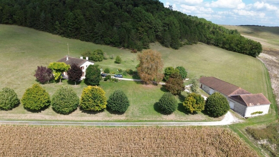 Photos 2 - Rurale - MAISON DE CARACTERE