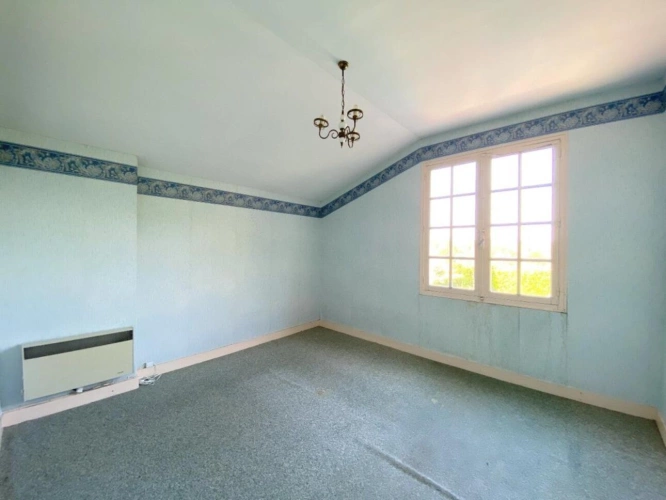 Photos 8 - Touristique - MAISON DE VILLAGE AVEC PISCINE !