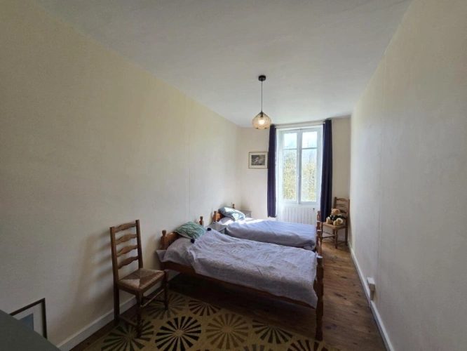 Photos 10 - Touristique - Ensemble comprenant 3 maisons, des granges et un terrain à vendre