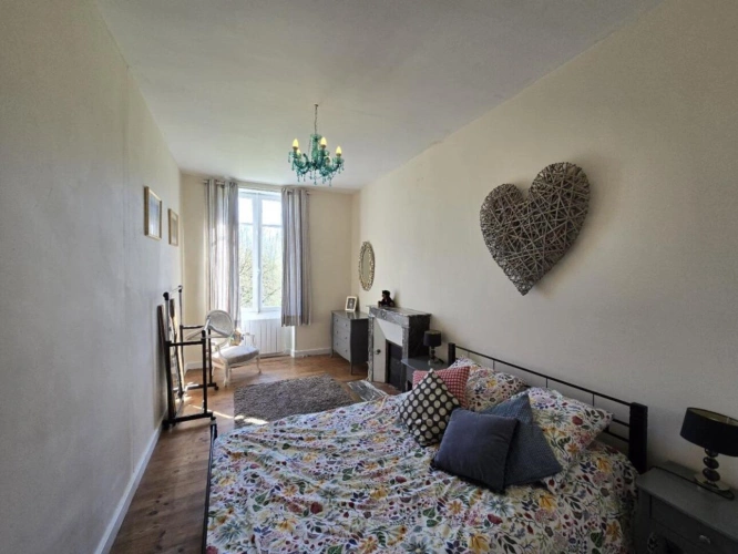 Photos 11 - Touristique - Ensemble comprenant 3 maisons, des granges et un terrain à vendre