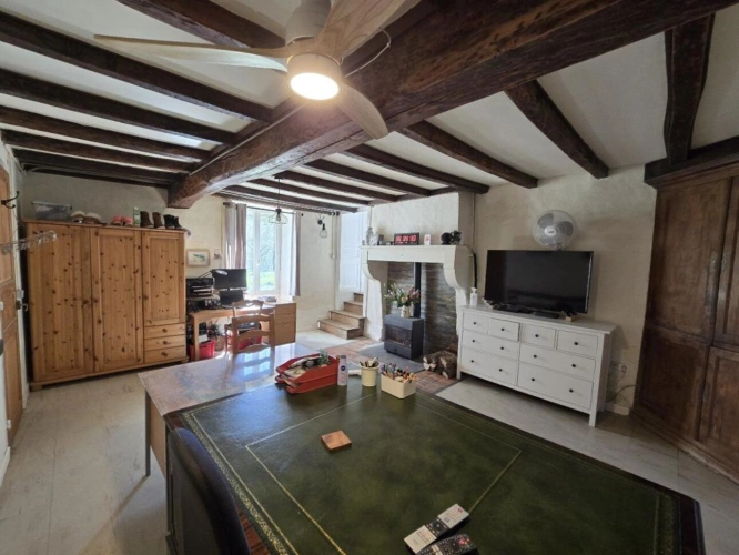 Photos 14 - Touristique - Ensemble comprenant 3 maisons, des granges et un terrain à vendre