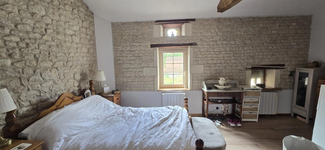 Photos 4 - Touristique - Charmante propriété en pierre de 5 chambres avec gîte