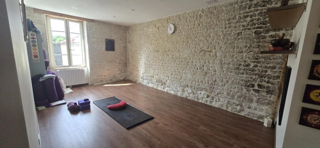 Photos 8 - Touristique - Charmante propriété en pierre de 5 chambres avec gîte