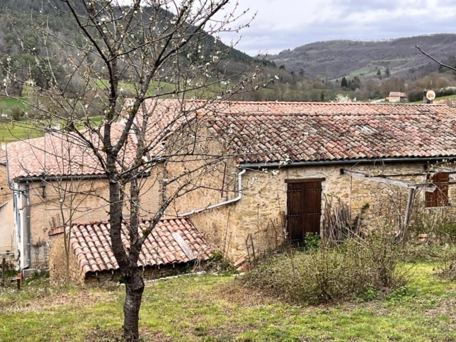 Photos 1 - Rurale - Ensemble d'immobilier à rénover