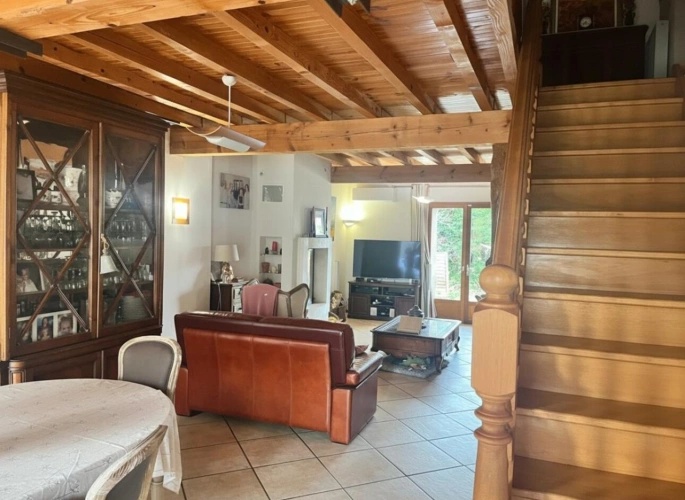 Photos 4 - Touristique - Joli domaine au calme, proche commerces