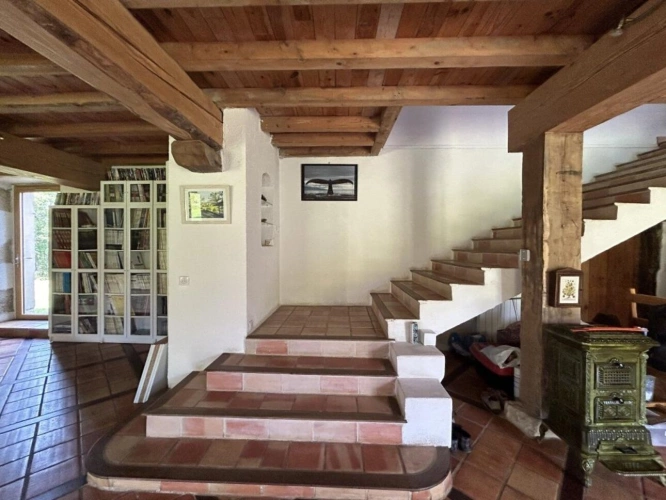Photos 10 - Agricole - Belle maison en pierre entourée de bois et prairies de plus de 64 ha