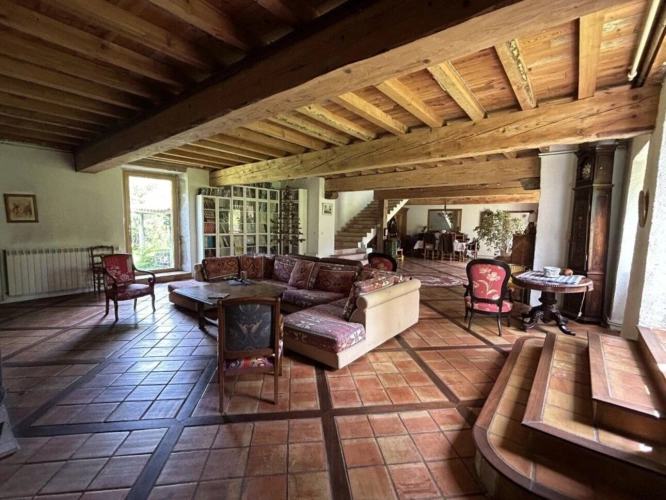 Photos 9 - Agricole - Belle maison en pierre entourée de bois et prairies de plus de 64 ha