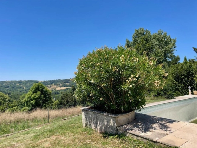 Photos 17 - Rurale - Maison de village avec 1,2 hectare de terrain