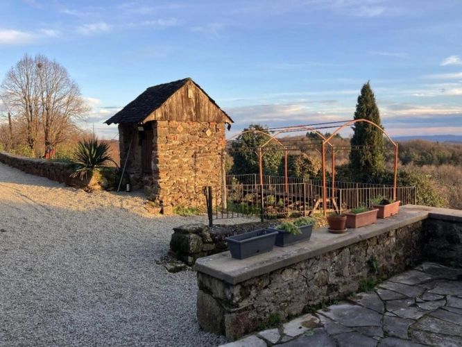 Photos 10 - Rurale - Charmante maison de village avec ces 2 belles granges