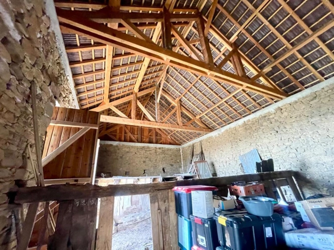 Photos 11 - Rurale - Maison Lascaux 9 pièce(s) 192 m2