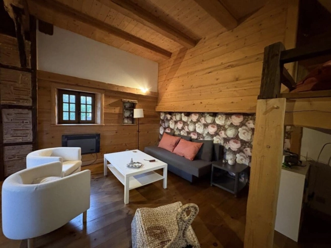 Photos 12 - Touristique - Ensemble de charme avec gîte, piscine et près d'un hectare de terrain
