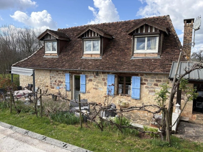 Photos 18 - Touristique - Ensemble de charme avec gîte, piscine et près d'un hectare de terrain