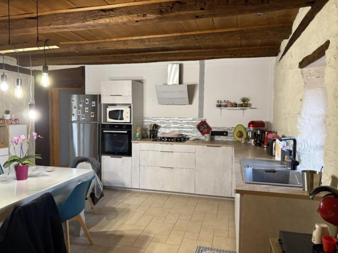 Photos 2 - Touristique - Ensemble de charme avec gîte, piscine et près d'un hectare de terrain