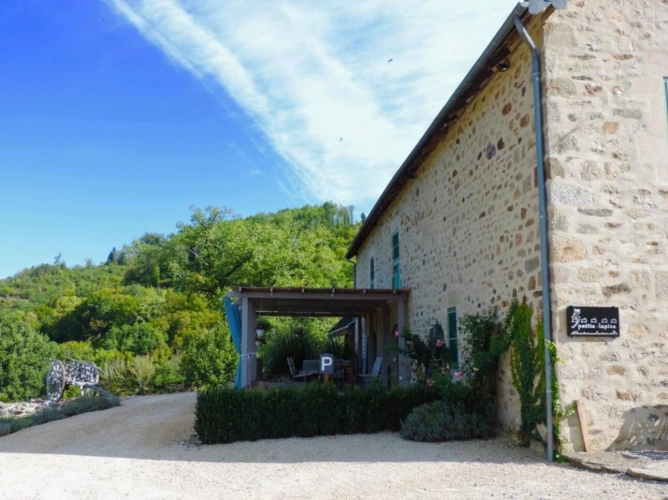 Photos 3 - Touristique - Maison de caractère avec chambres d'hôtes, vue exceptionnelle et accès rivière