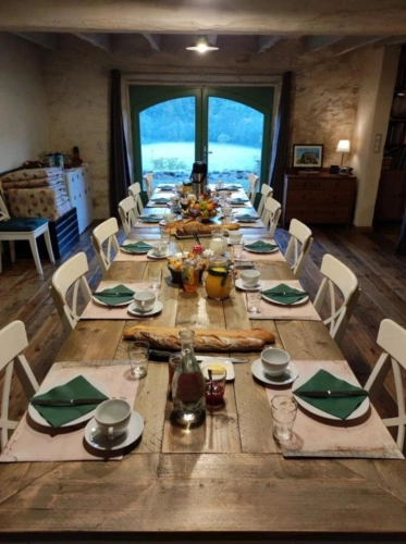 Photos 6 - Touristique - Maison de caractère avec chambres d'hôtes, vue exceptionnelle et accès rivière