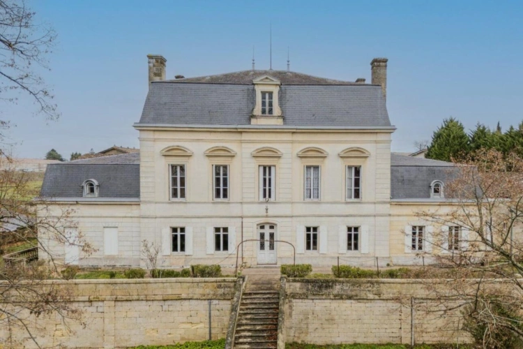 Photos 1 - Prestige - Élégance et héritage un château d'exception au coeur d'un vignoble classé