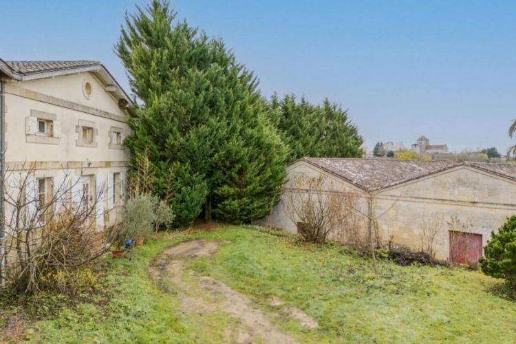 Photos 4 - Prestige - Élégance et héritage un château d'exception au coeur d'un vignoble classé