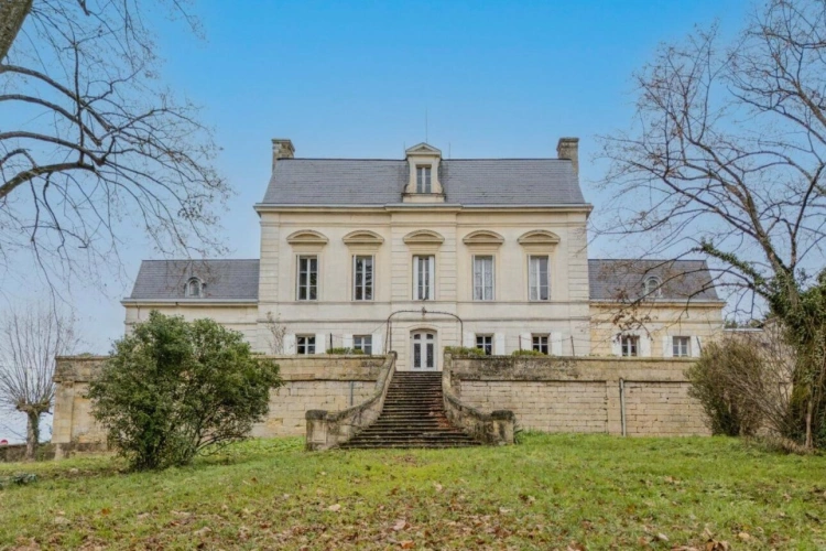 Photos 5 - Prestige - Élégance et héritage un château d'exception au coeur d'un vignoble classé
