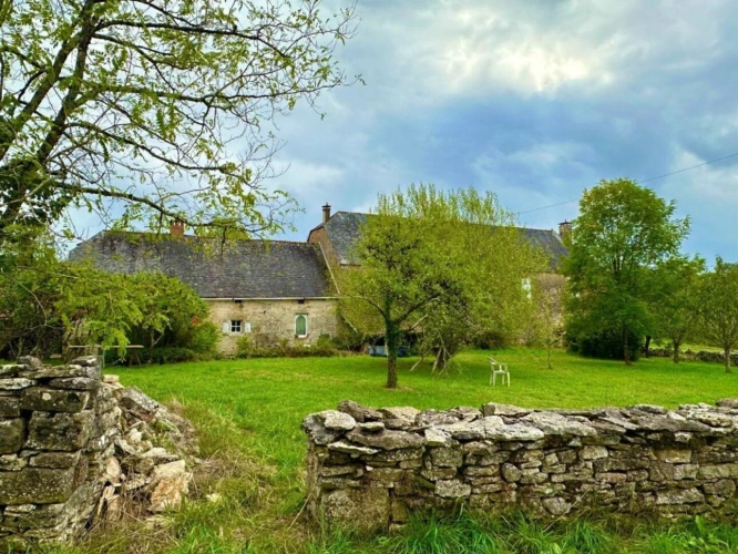 Photos 4 - Rural - Mansion