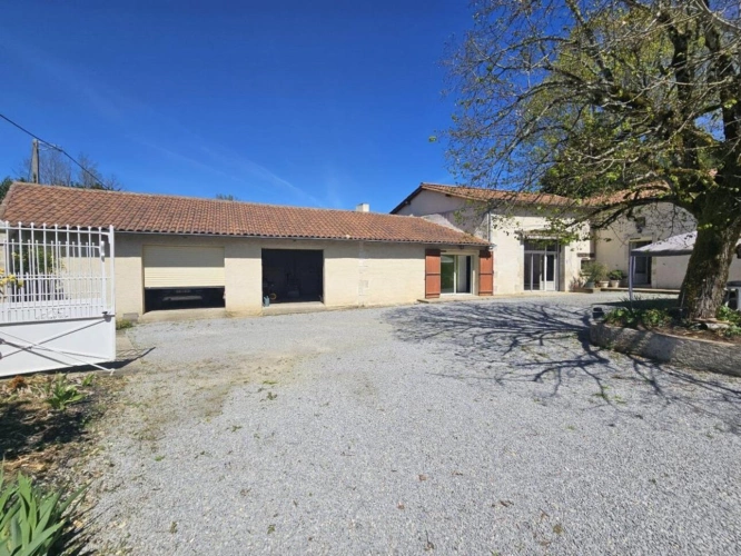 Photos 2 - Touristique - Magnifique ensemble immobilier
