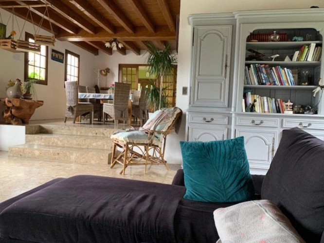 Photos 9 - Agricole - Une maison d'habitation spacieuse  avec piscine