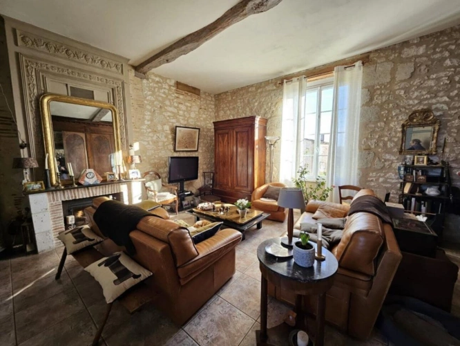 Photos 16 - Equestrian - Propriété en position dominante avec 3 logements, environ 18 Hectares- Piscine