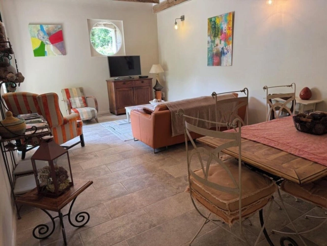 Photos 7 - Touristique - Maison en pierre avec gîte et dépendances du château avec jardin et piscine proche Périgueux