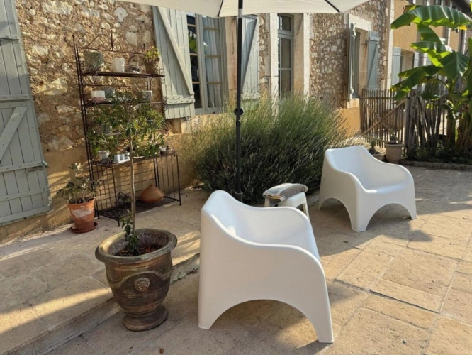 Photos 9 - Touristique - Maison en pierre avec gîte et dépendances du château avec jardin et piscine proche Périgueux