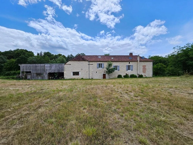 Photos 2 - Rurale - Authenticité, charme et potentiel à seulement 20 minutes de Périgueux