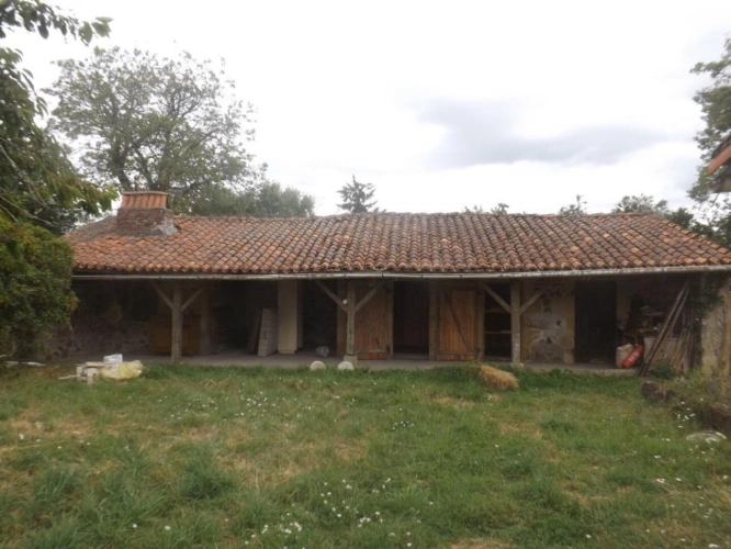 Photos 17 - Touristique - Hiesse - Maison avec 6 chambres, dependences et terrain -  - oportunity chambres d'hotes