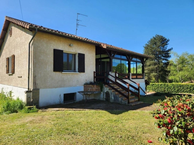 Photos 14 - Touristique - Vouleme - Maison de 5 chambres avec sous-sol, jardin privé, possibilité d'opportunité d'affaires/gîte