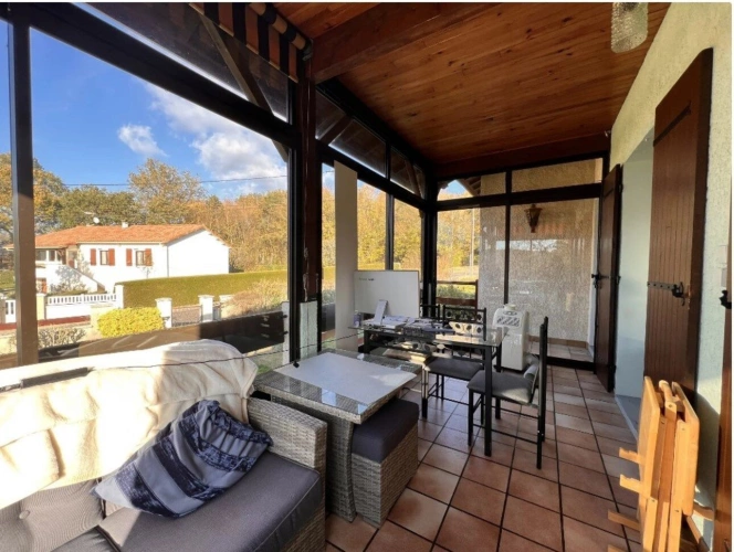 Photos 5 - Touristique - Vouleme - Maison de 5 chambres avec sous-sol, jardin privé, possibilité d'opportunité d'affaires/gîte