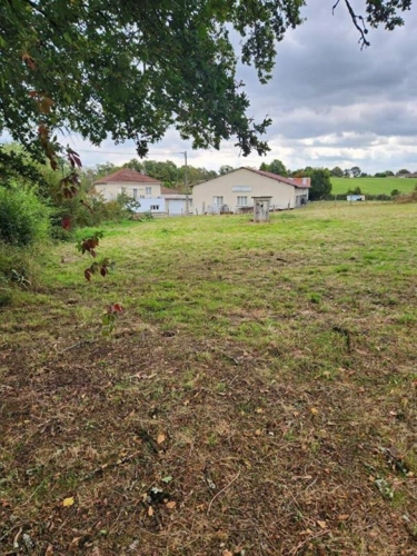 Photos 5 - Rurale - Etagnac - Maison à rénover, terrain à bâtir et terrain à vendre