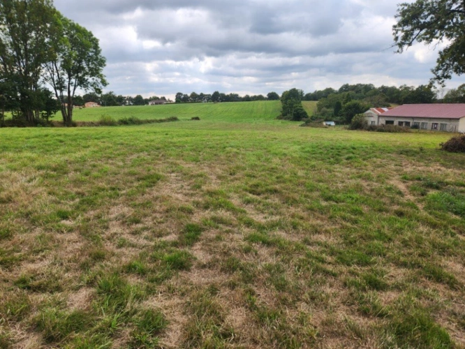 Photos 12 - Rurale - Etagnac - Maison à rénover, terrain à bâtir et terrain à vendre