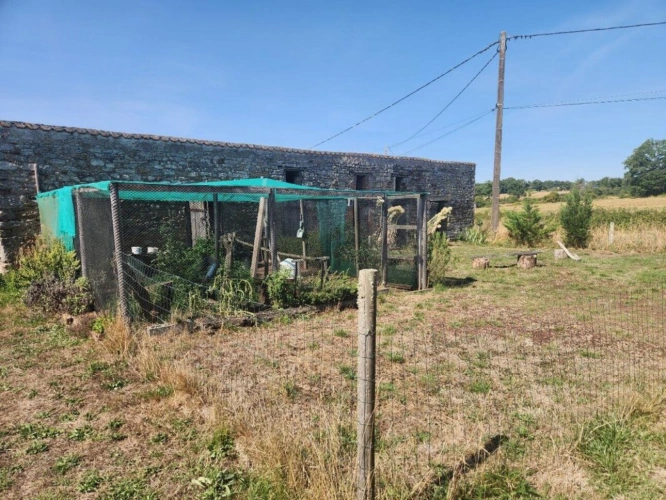 Photos 2 - Touristique - Bussiere Poitivine - Magnifique propriété avec maison en pierre rénovée et dépendances - gite/business